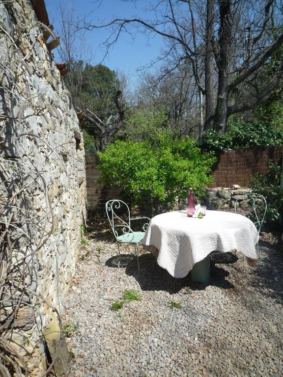 La Rose Des Vents Bed and Breakfast Montauroux Kamer foto